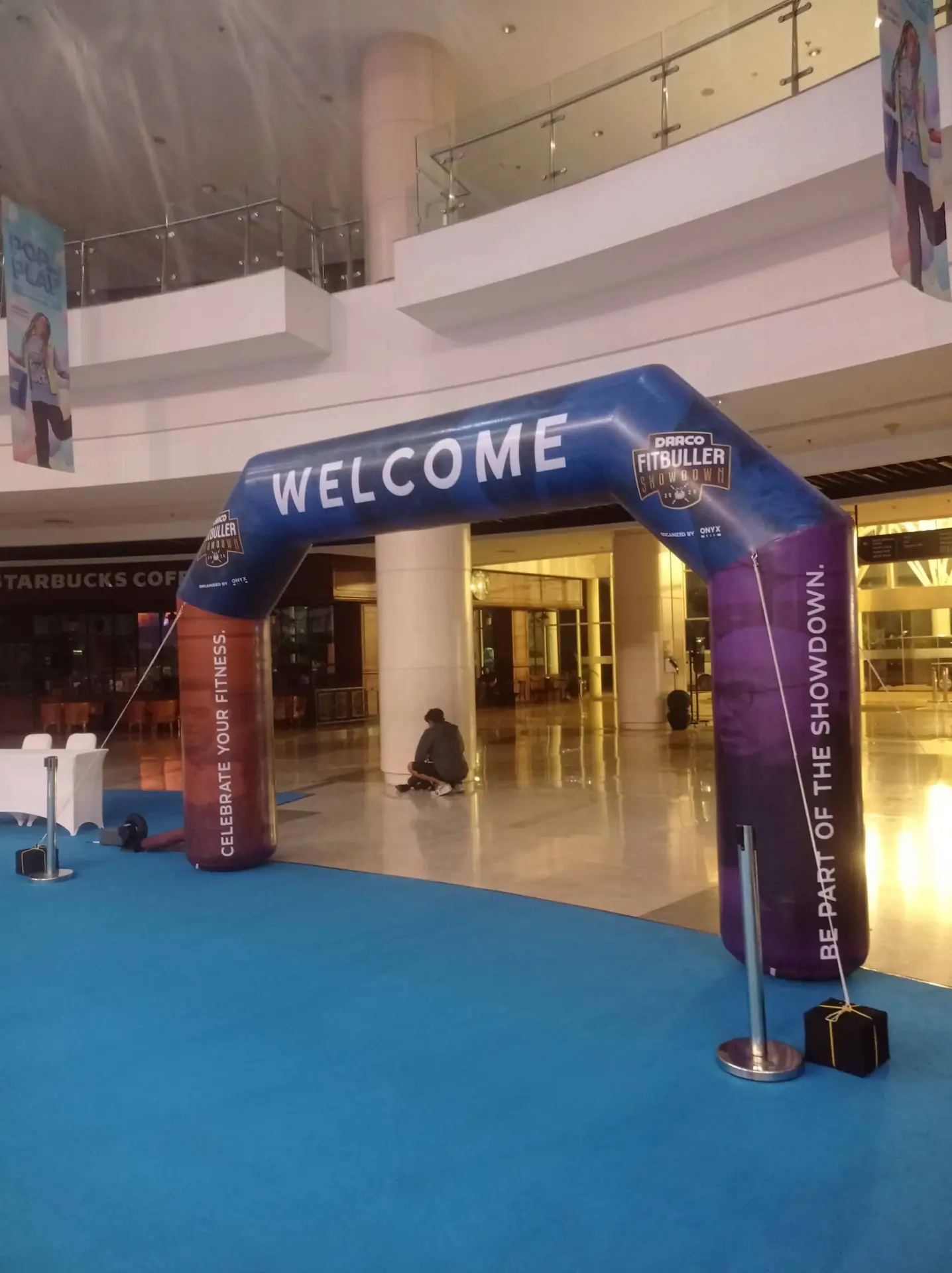 Balon Gate Welcome Mall Alsut